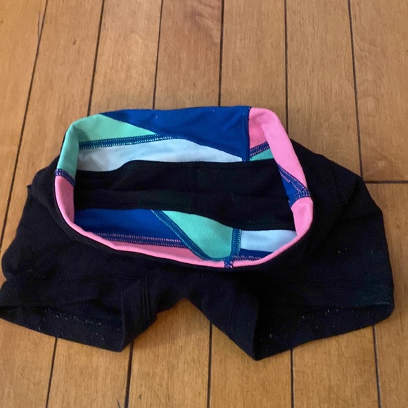 Reversible Ivivva girls shorts - Picture 3 of 5